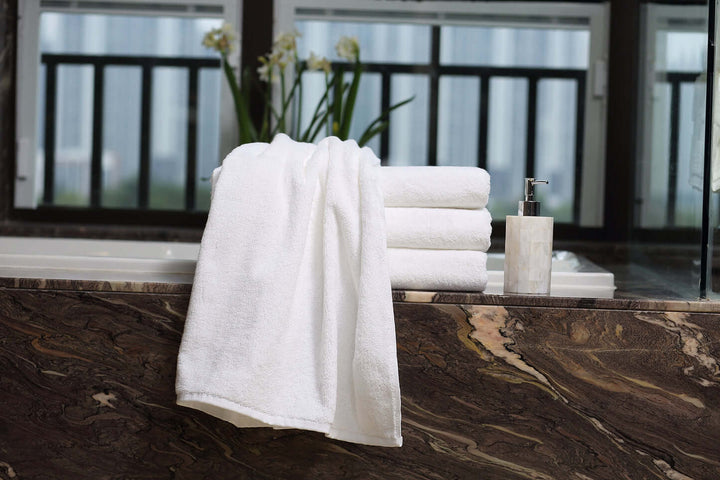 100% Cotton Luxury Extra Large Bath Towels 27.5"X55" (Pack of 4)